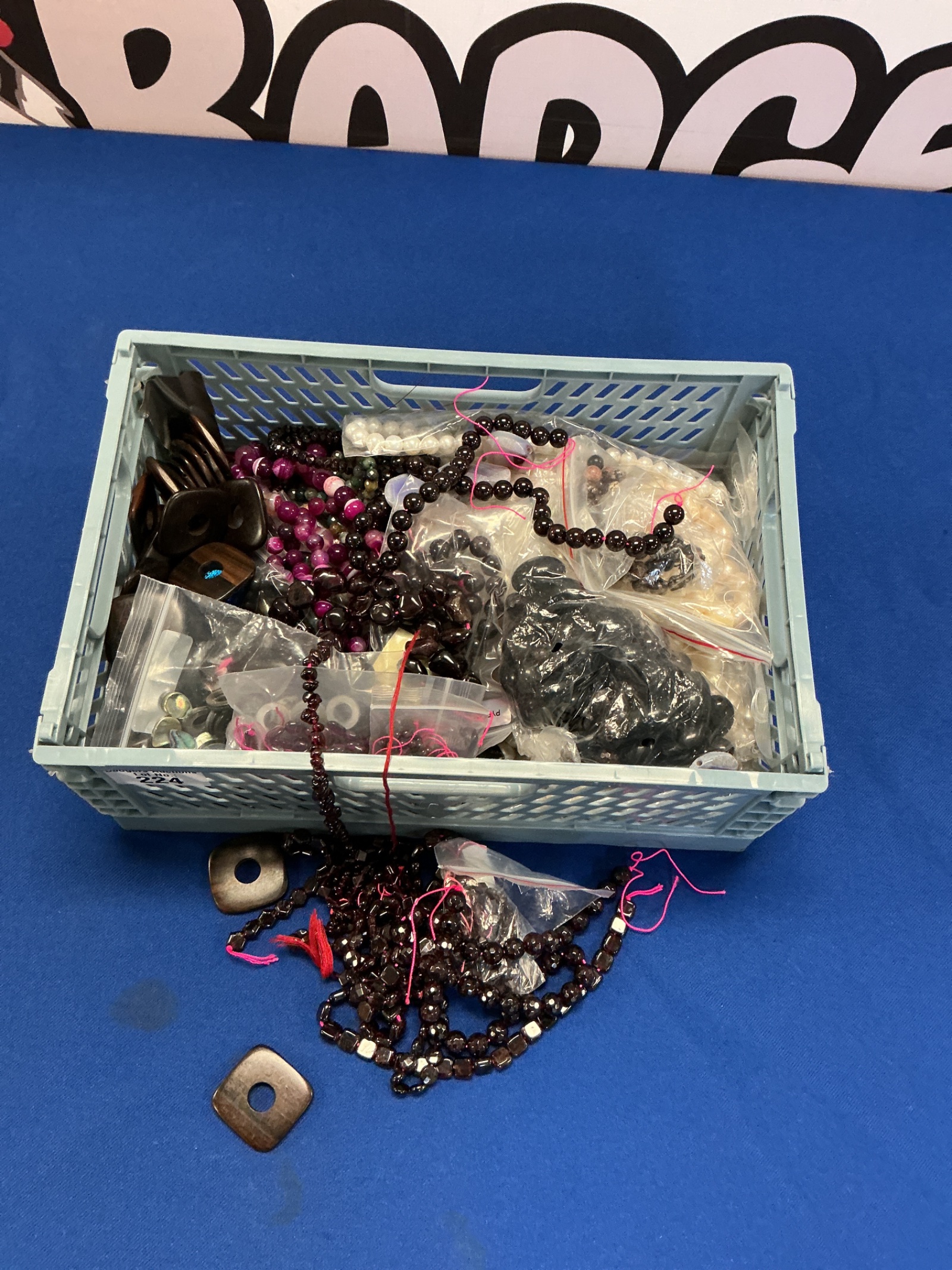 224 Large quantity of costume jewellery making items inc beads etc