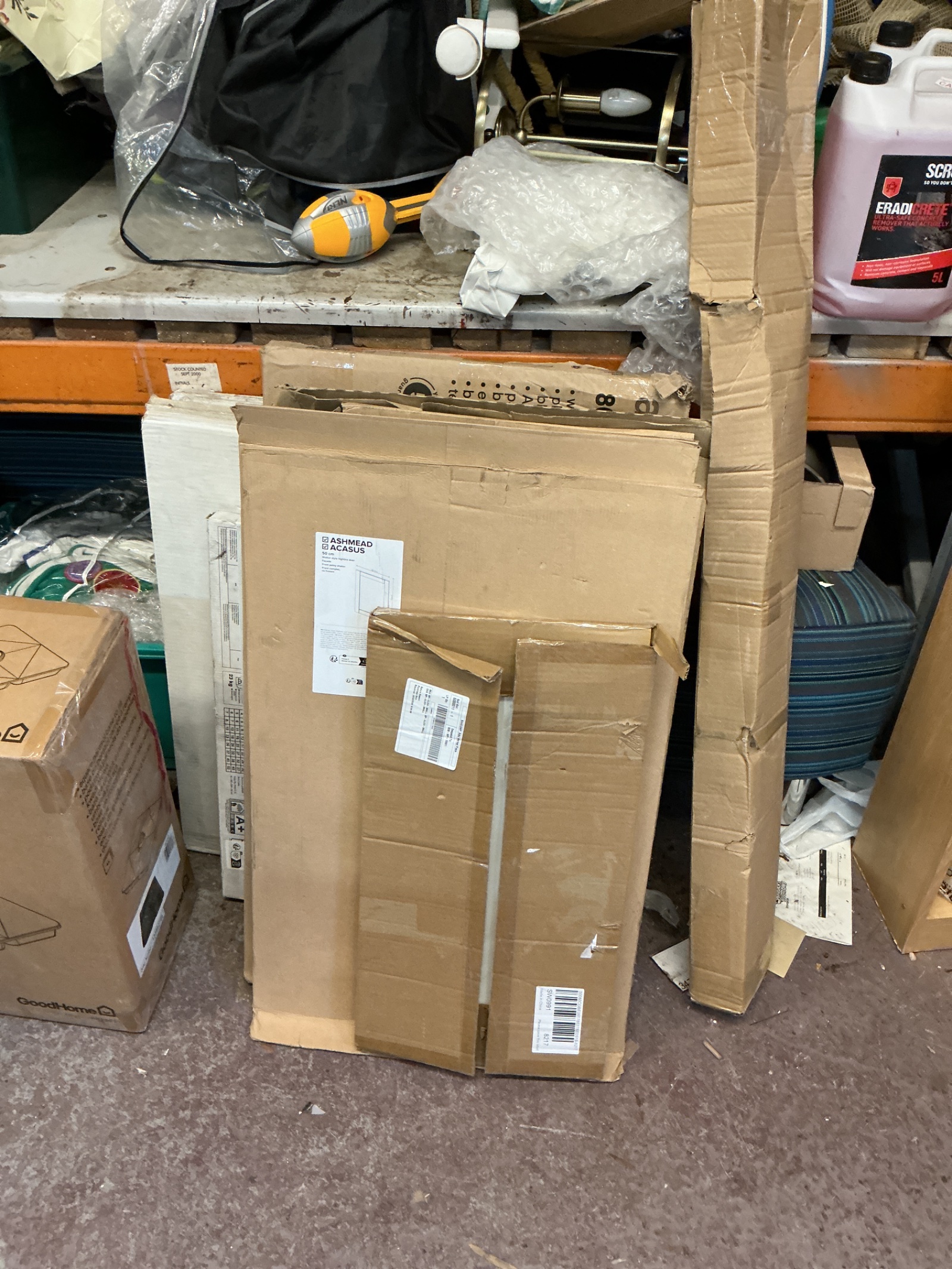 1301 Quantity of cupboard end panels