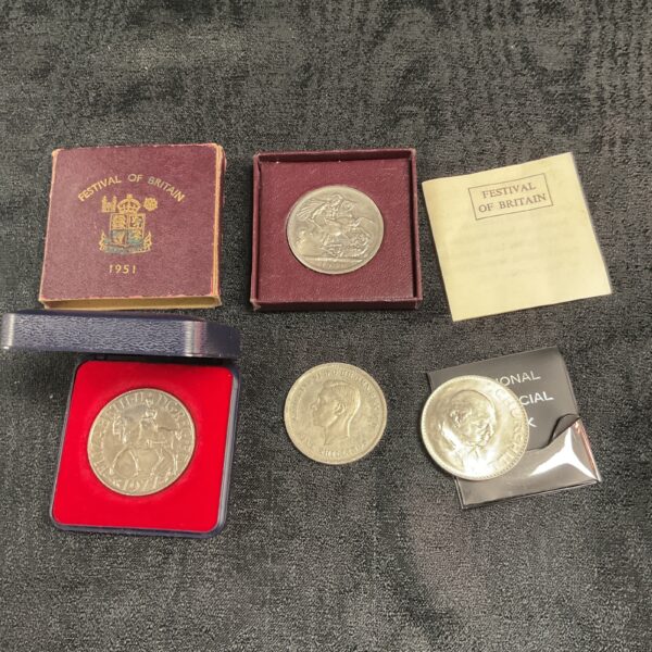 Festival of Britain coins in embossed presentation case.