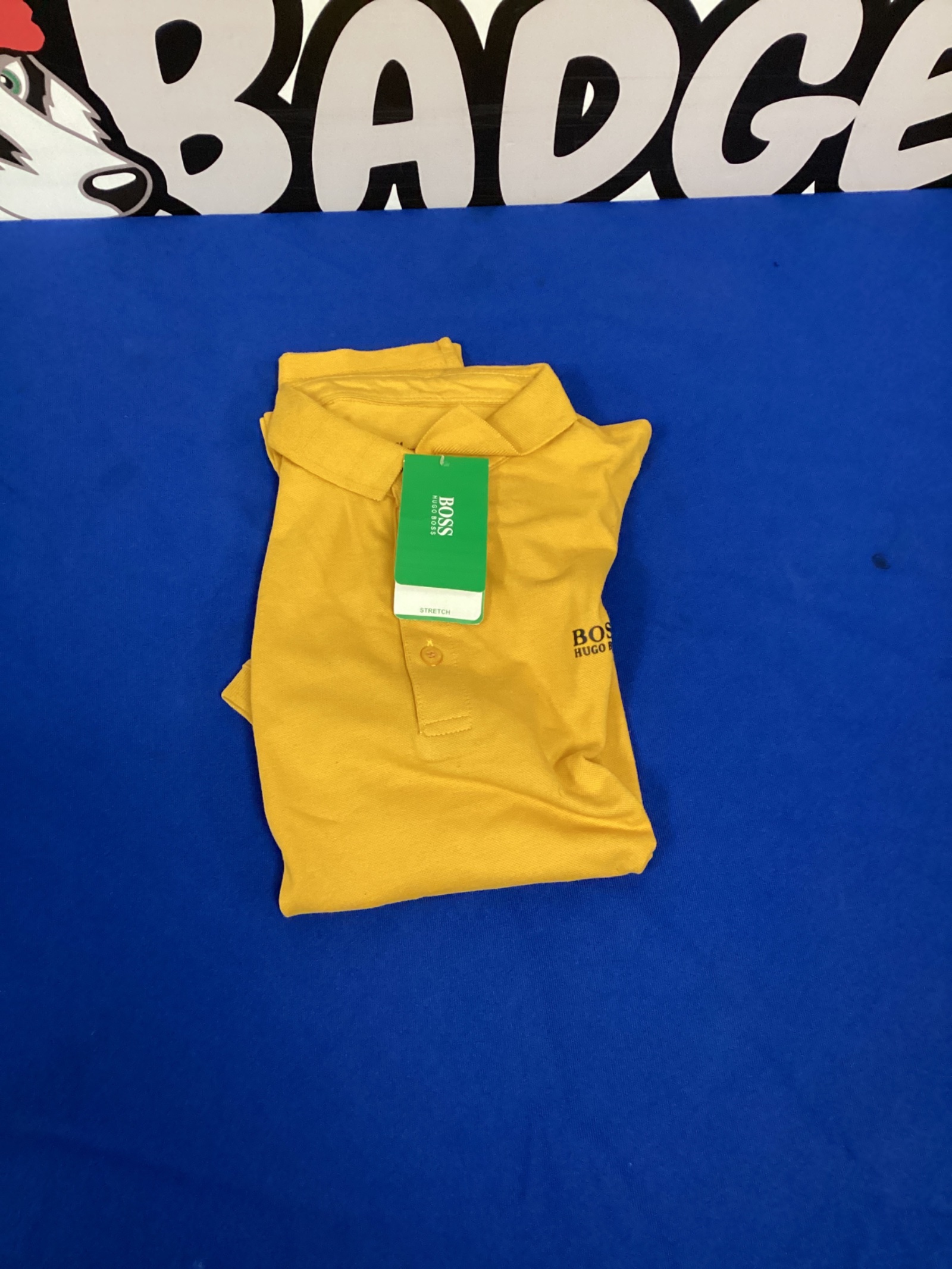 614 New with tags hugo boss style polo shirt M
