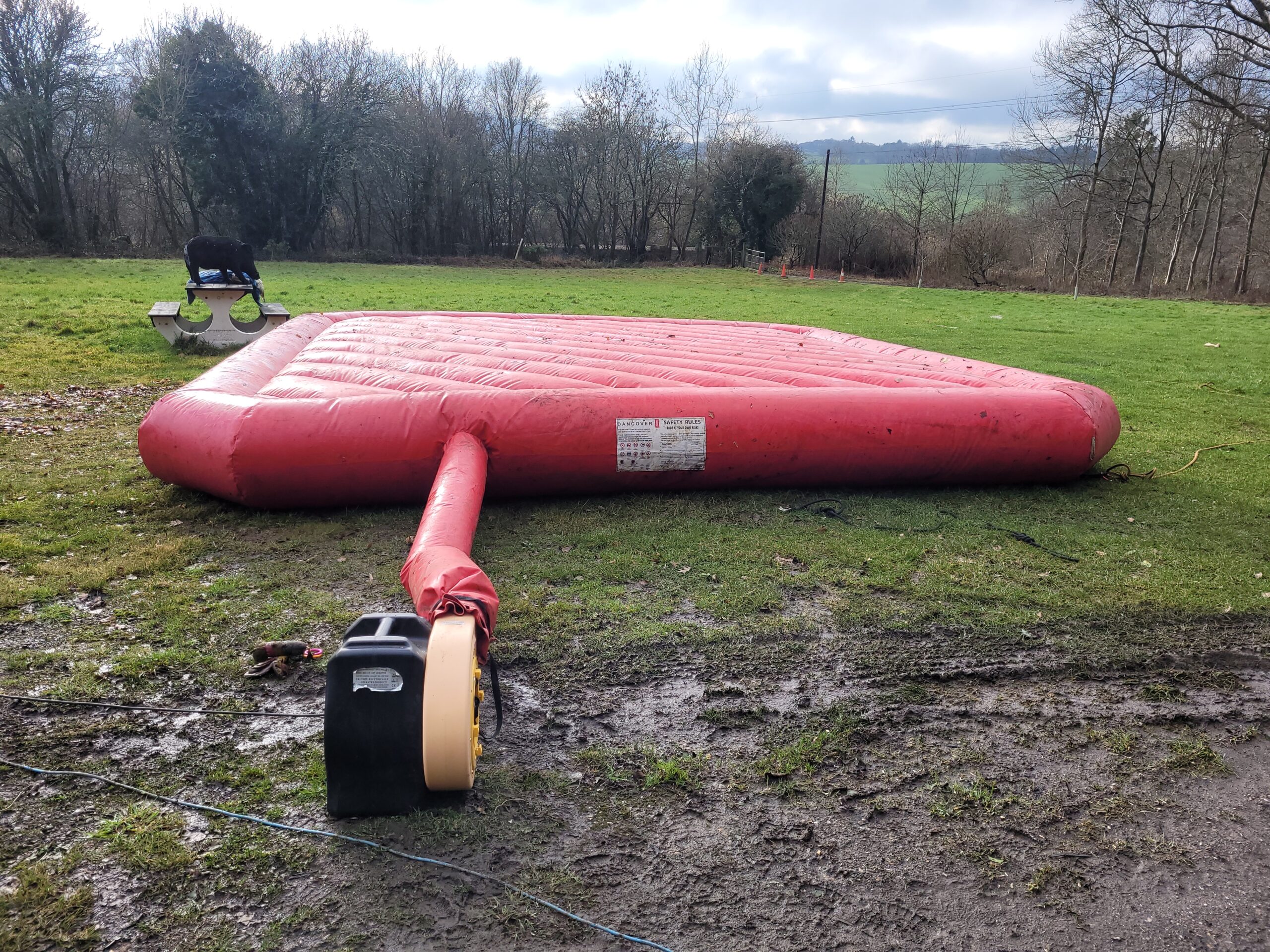 1135 large inflatable mat, needs patching (collection off site)