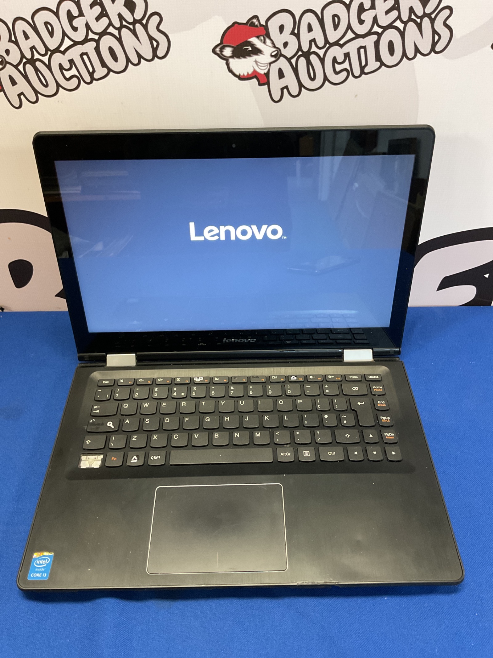 126 Levono yoga 500 convertible laptop working