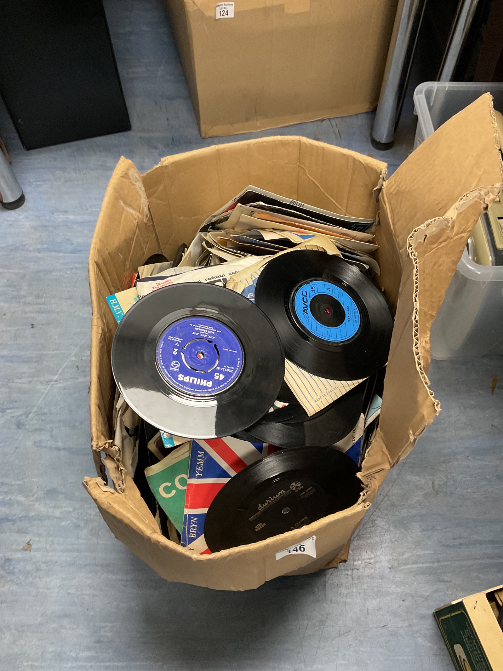146 Collection of mixed 7” vinyl