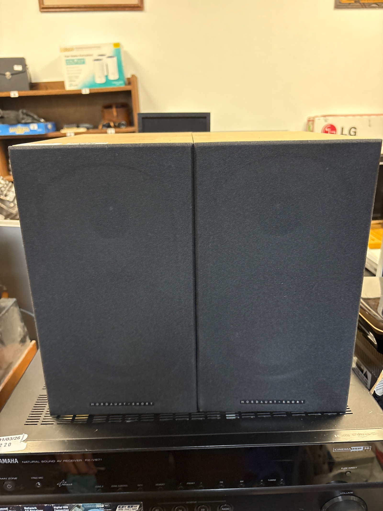 176 Pair of Mordaunt Short Avant 902i Speakers