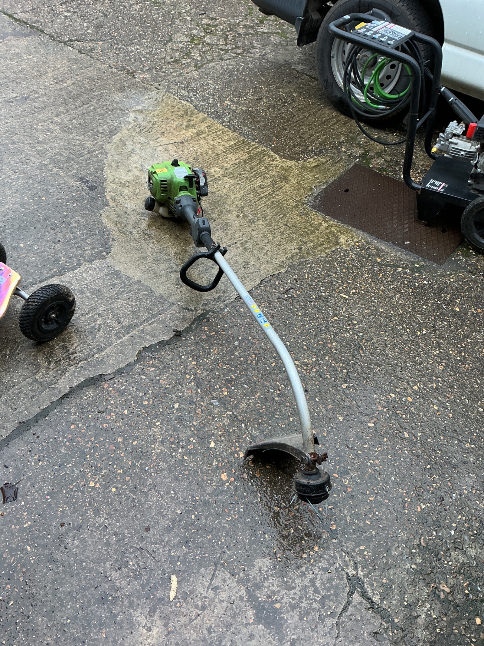 1217 Performance Petrol Strimmer