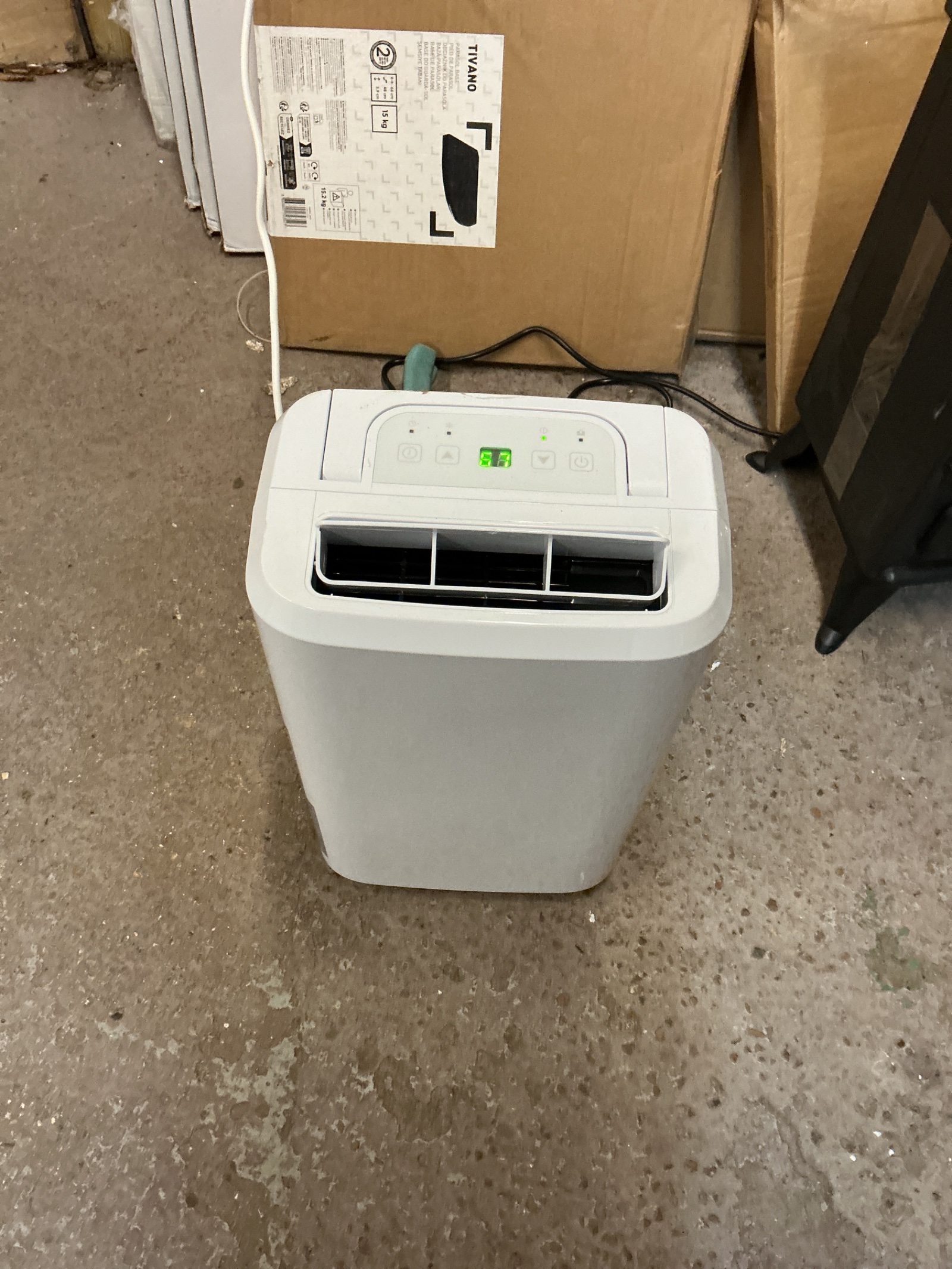1111 Portable dehumidifier in working order