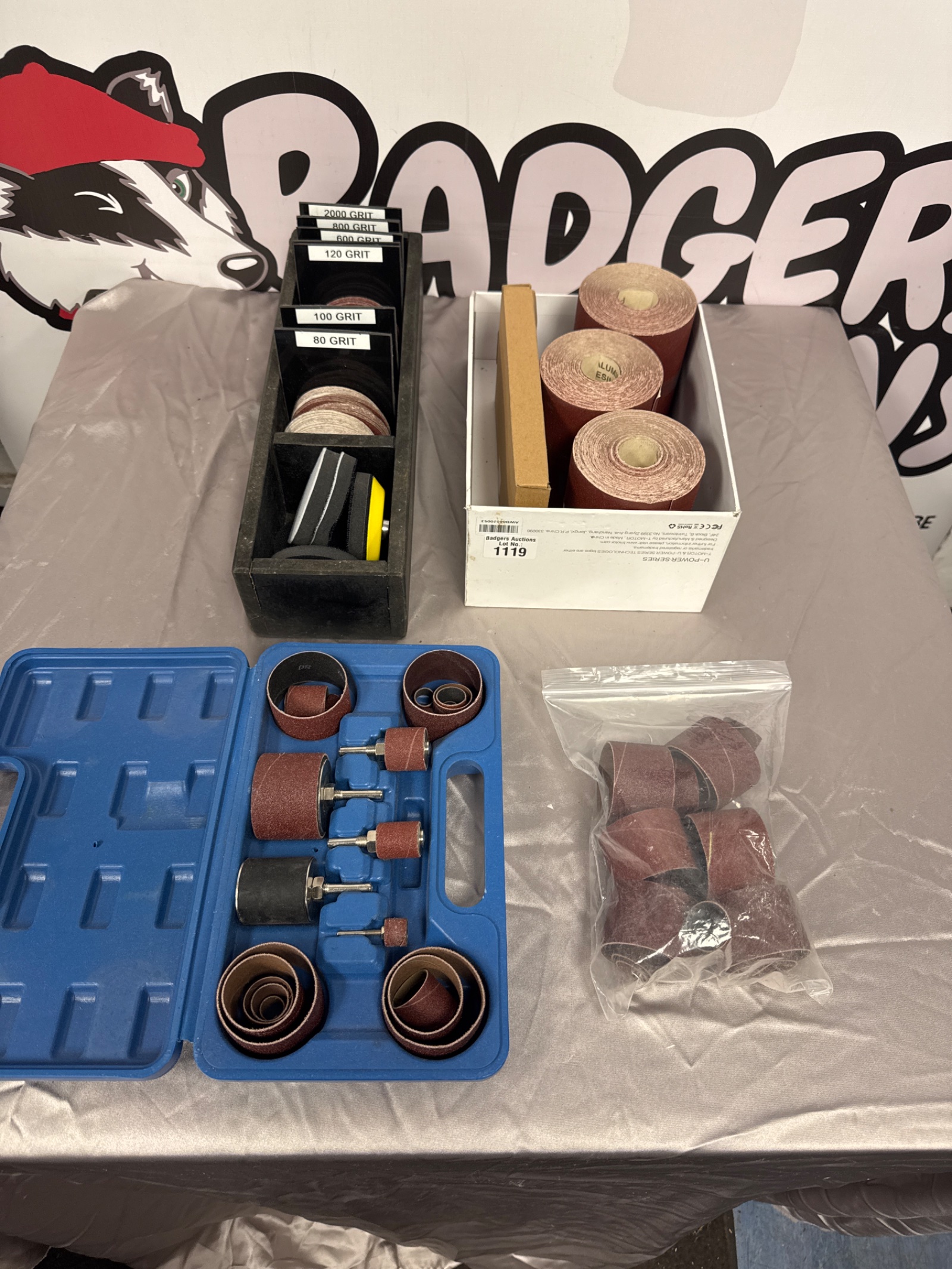 1119 Selection of sandpaper rolls pads inc Sand & Hook