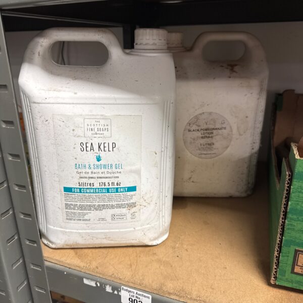 Two sealed 5L tubs of sea kelp and black pomegranate bath gel lotion.