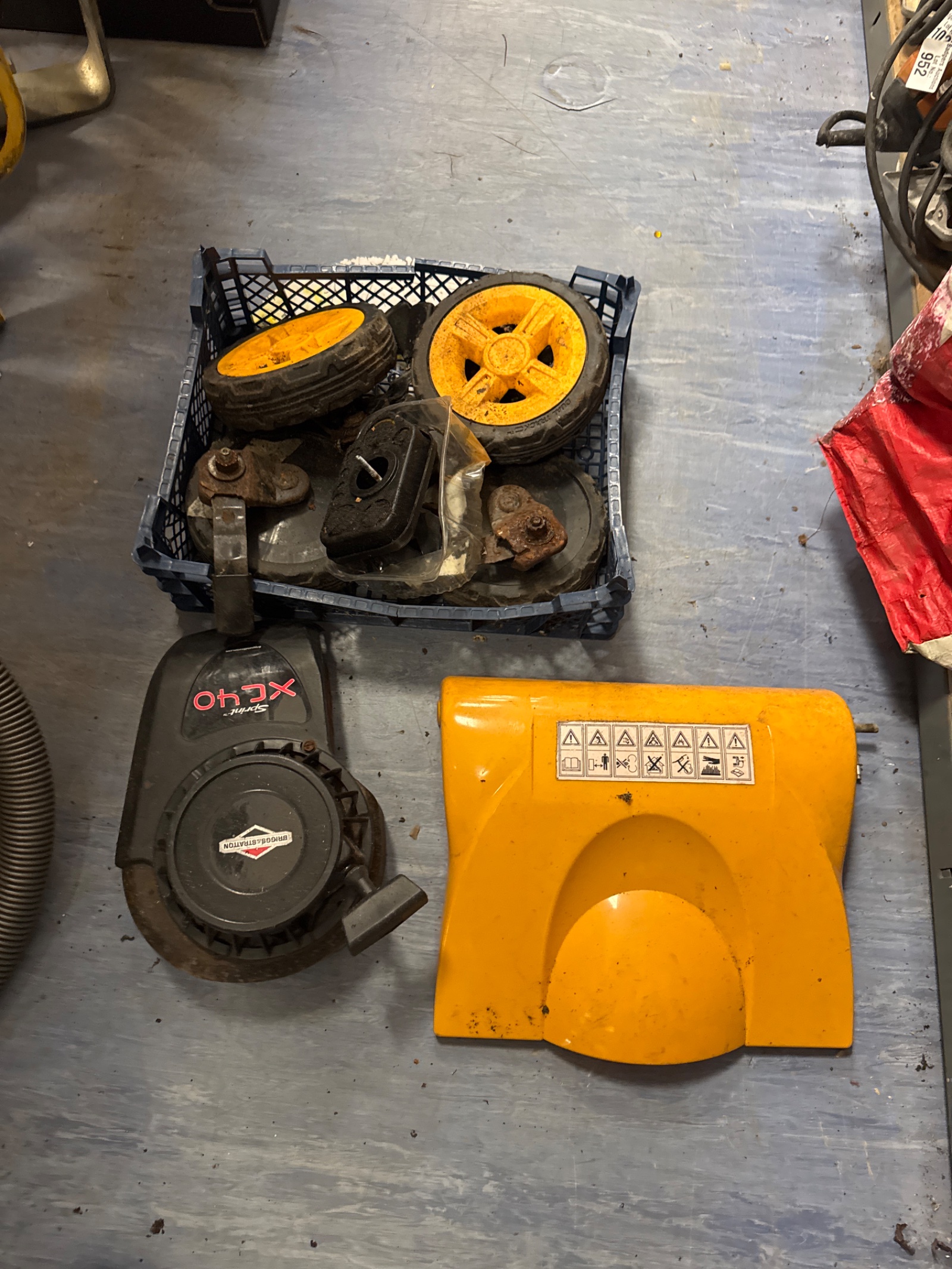 1048 Selection of spare parts for sprint xc40 petrol lawnmower