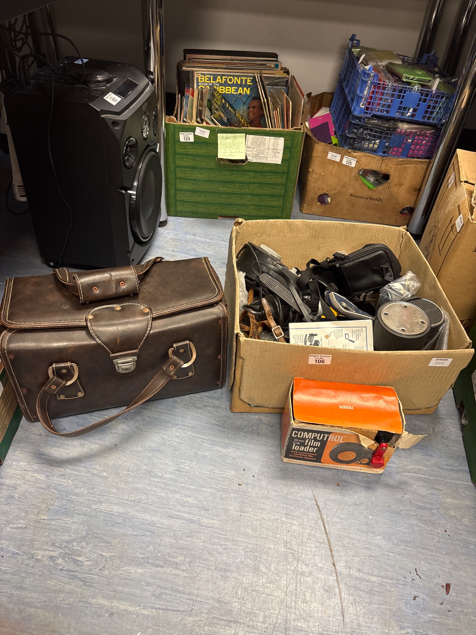 106 Box of vintage camera accessories and cases