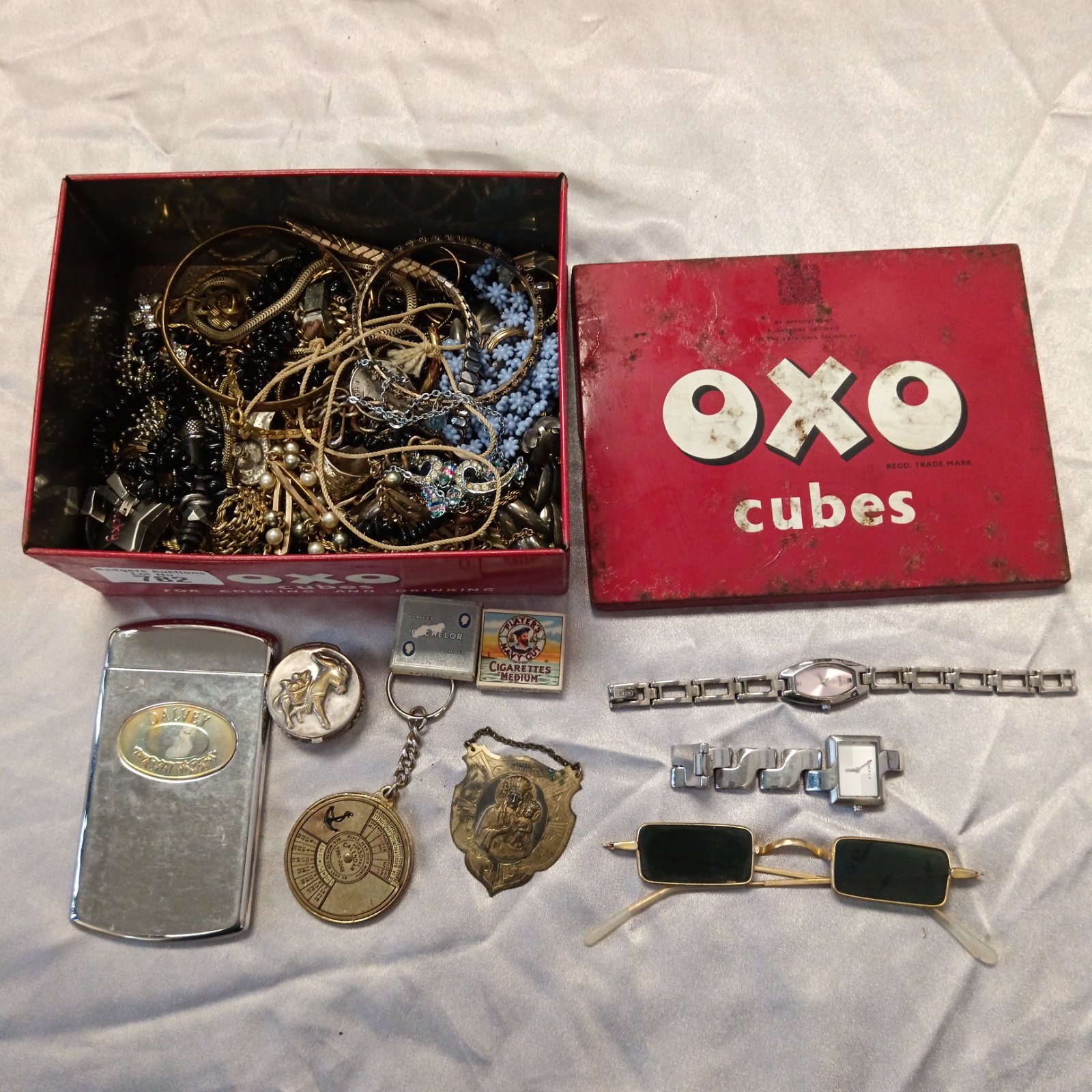 782 Vintage Oxo tin of jewellery & watches