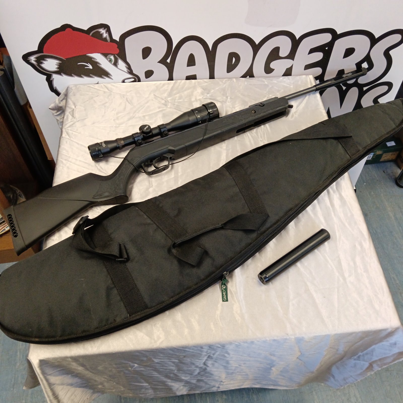 758 walther century GT .177 cal air rifle with scope & case