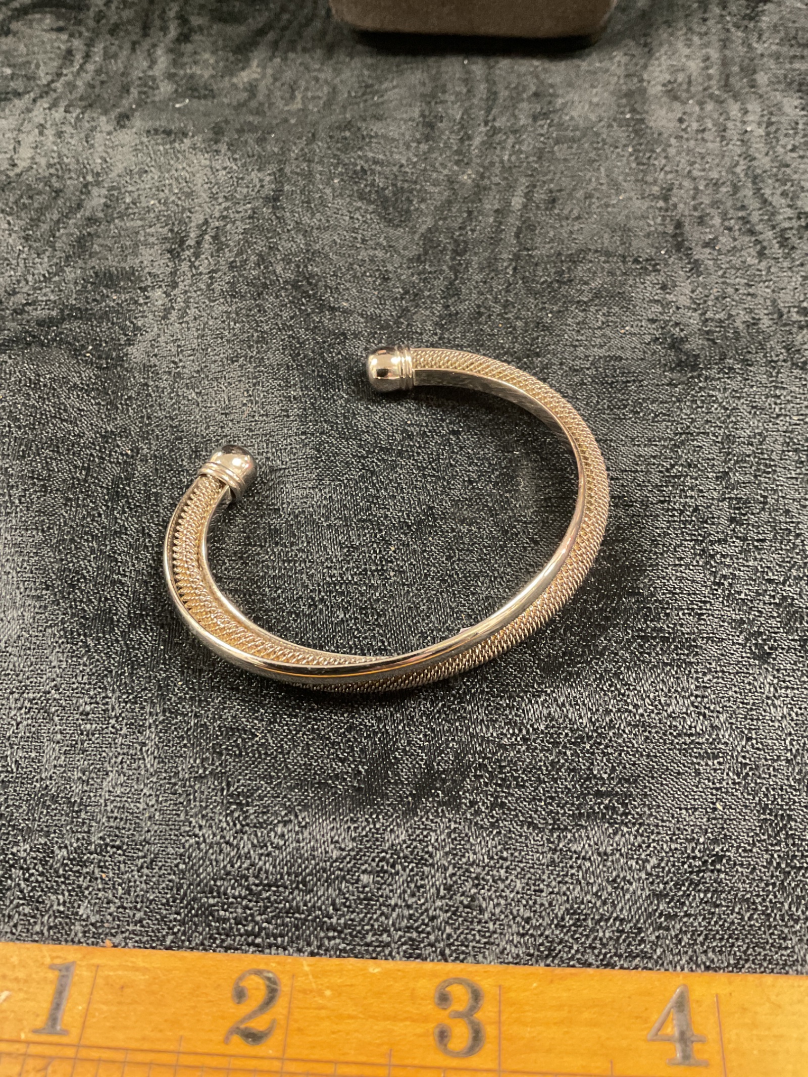 869 Mesh Twist whitemetal bracelet