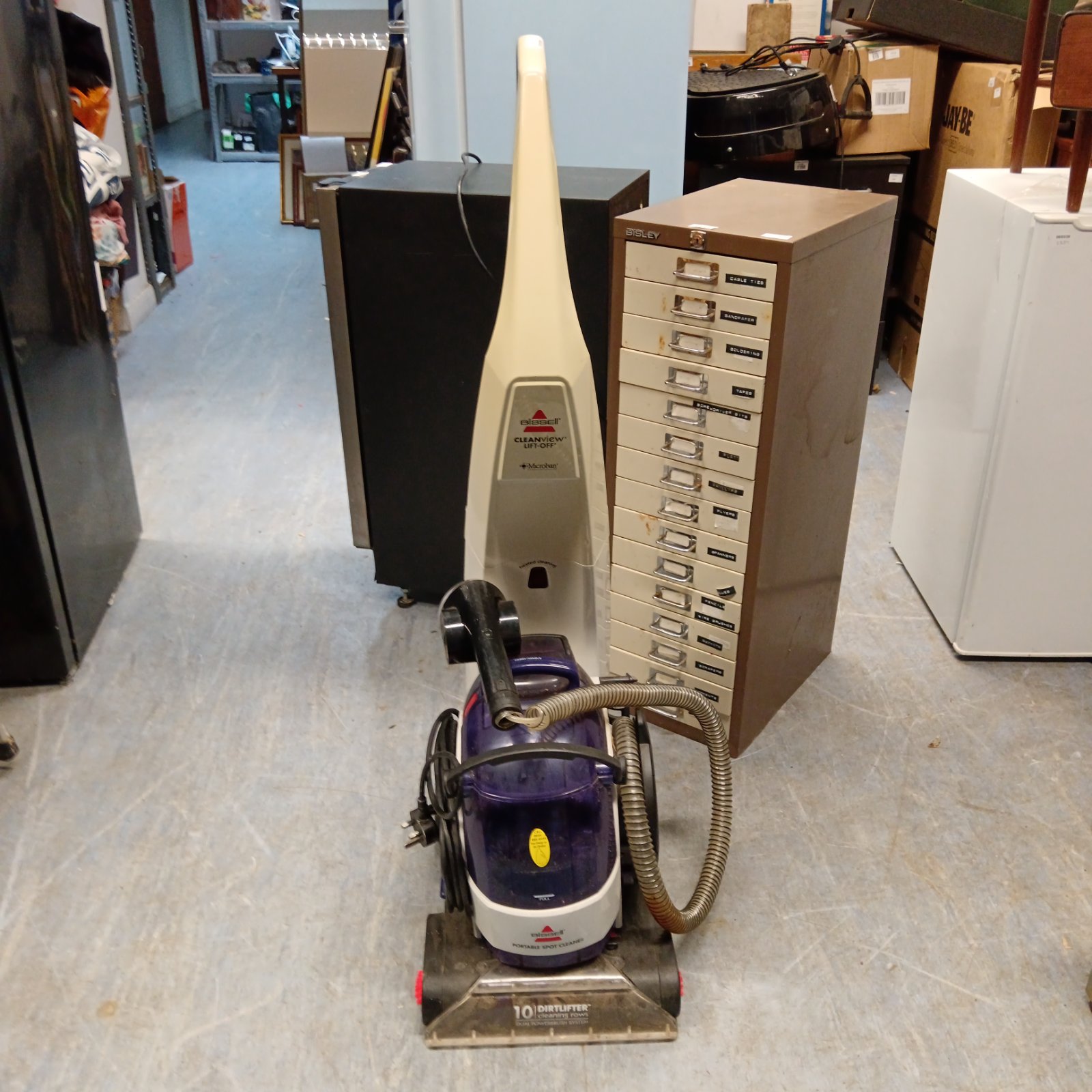 1461 Bissell clean view lift off carpet cleaner