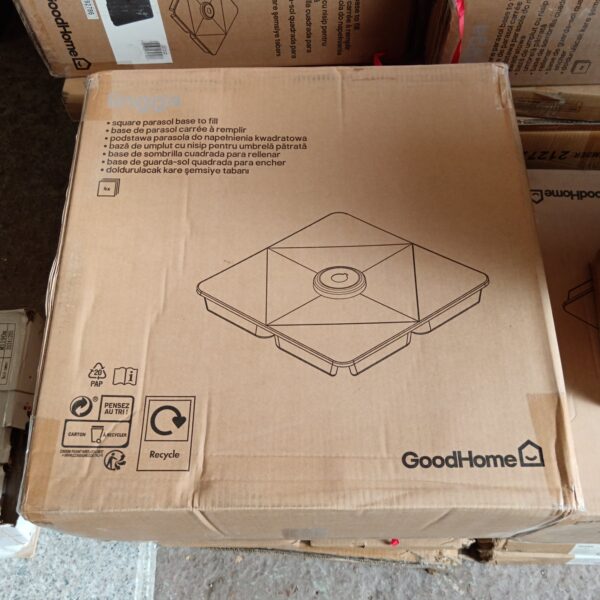 Goodhome Lingga square parasol base for garden use.