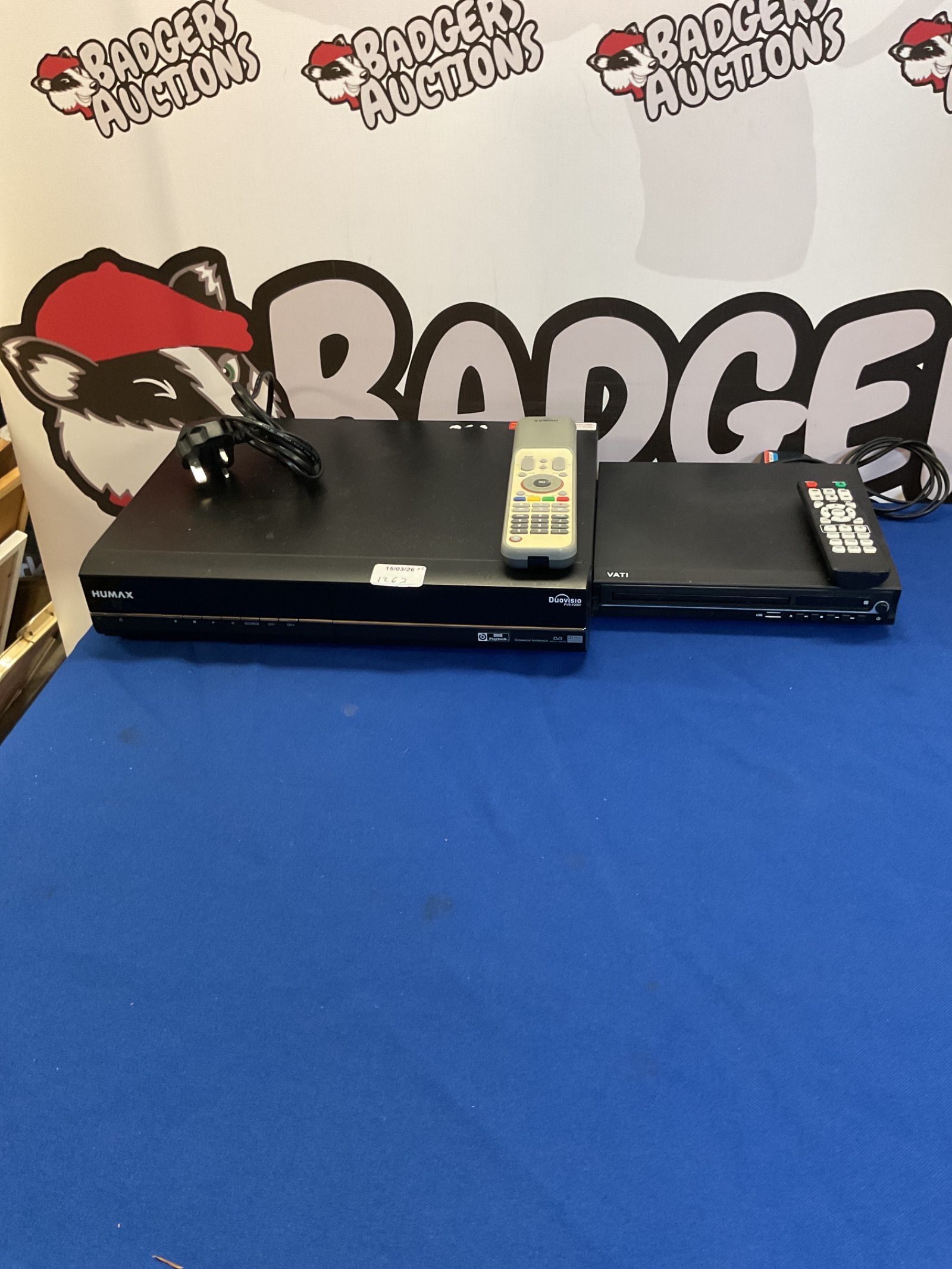 086 Humax duovisio and remote with vati dvd player