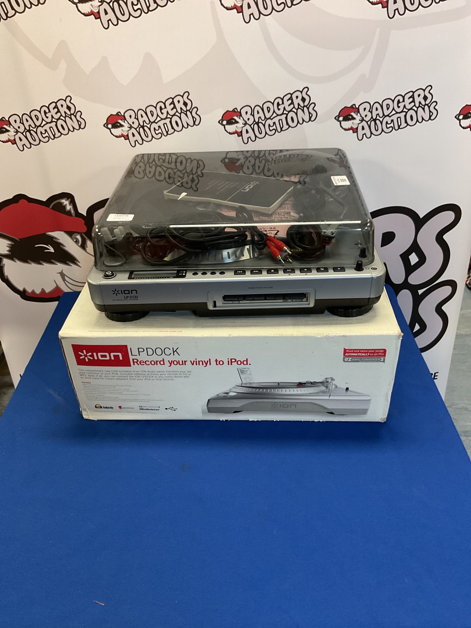 088 Ion lp2cd usb turntable with cd recorder with ion lp dock ez vinyl converter 2