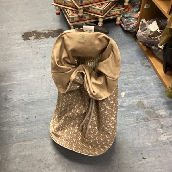 Vintage Jomanda shopping trolley, a practical and collectible item.