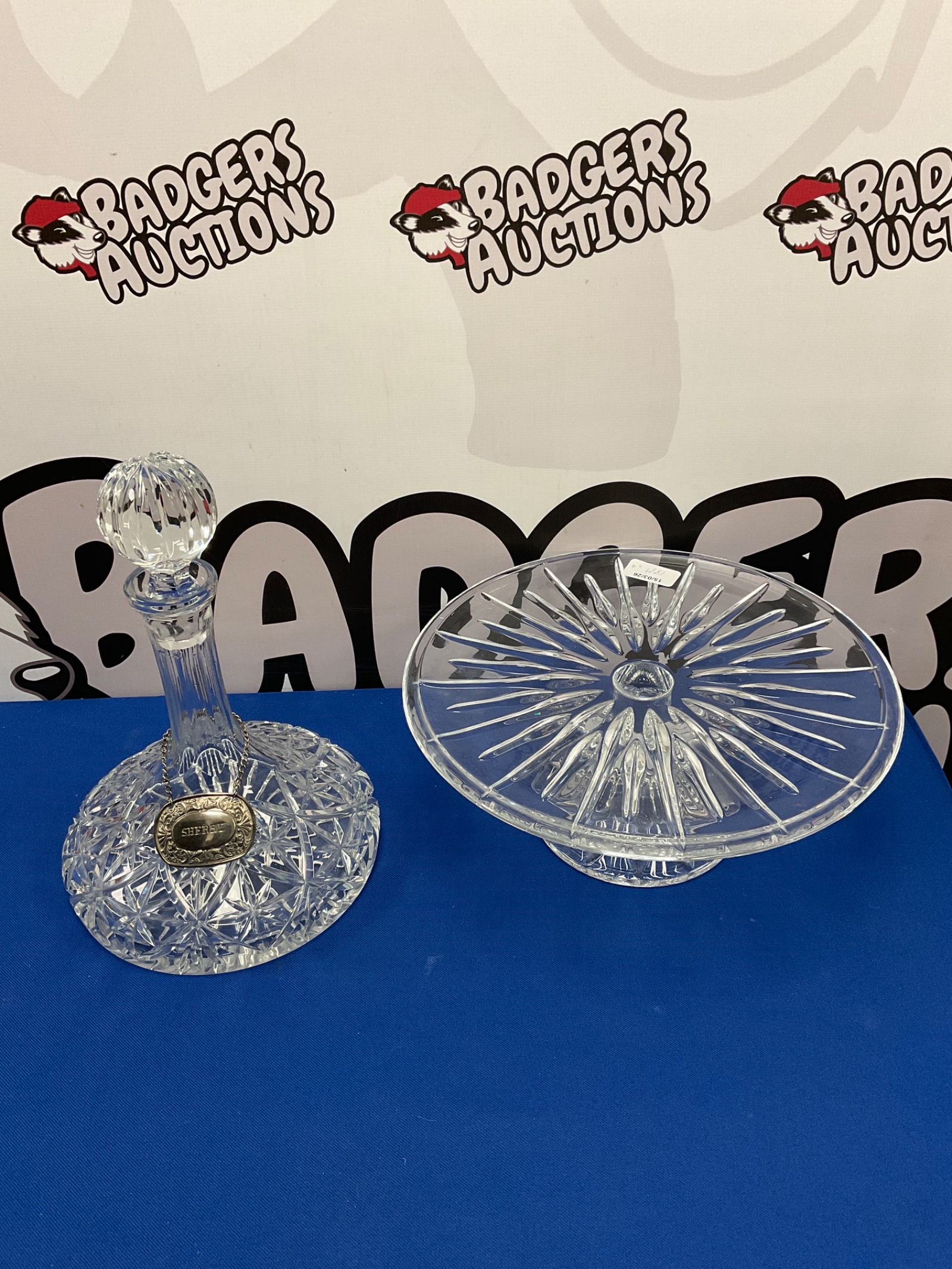 312 Lead crystal ships decanter & cake stand