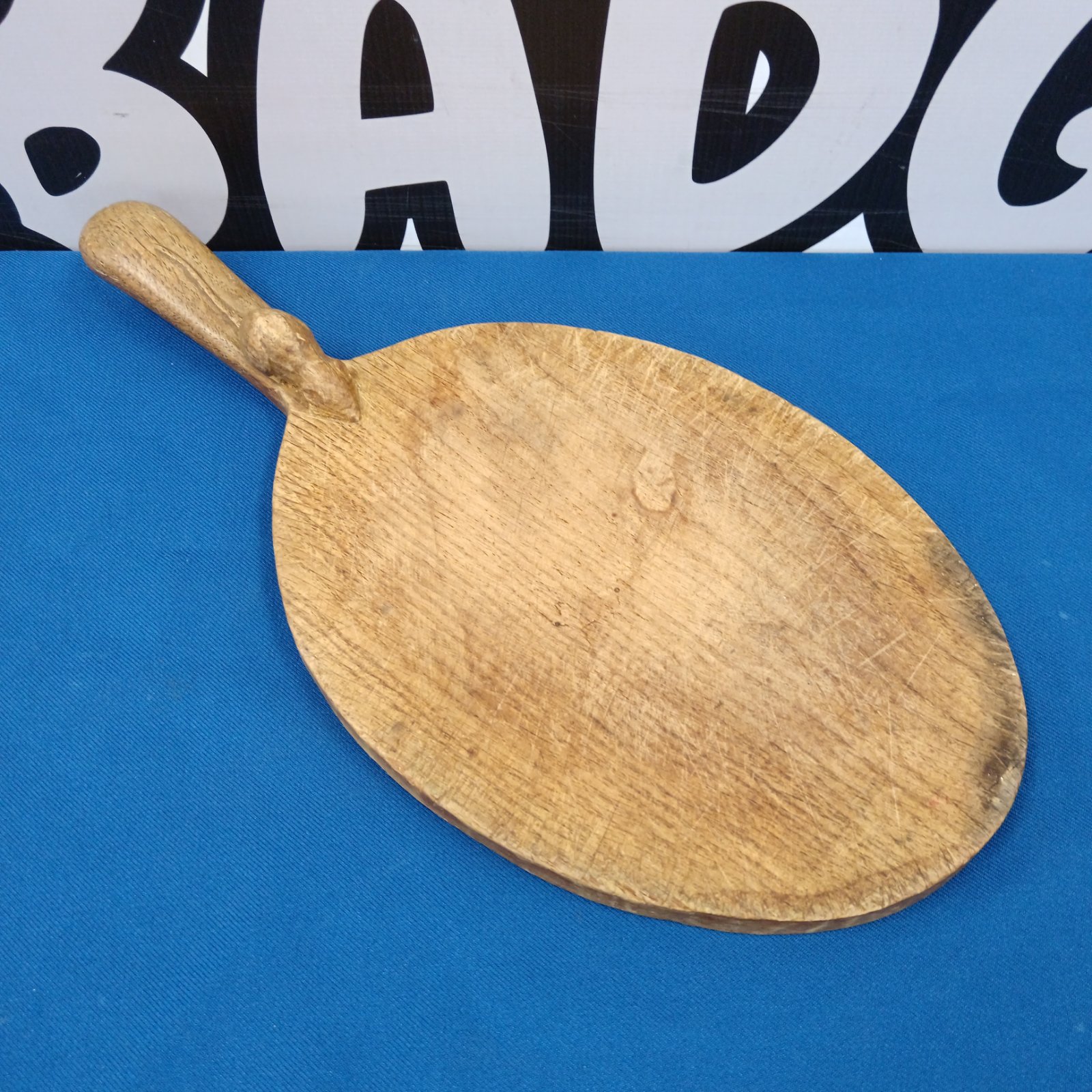 019 Thomas mouseman wooden chopping board