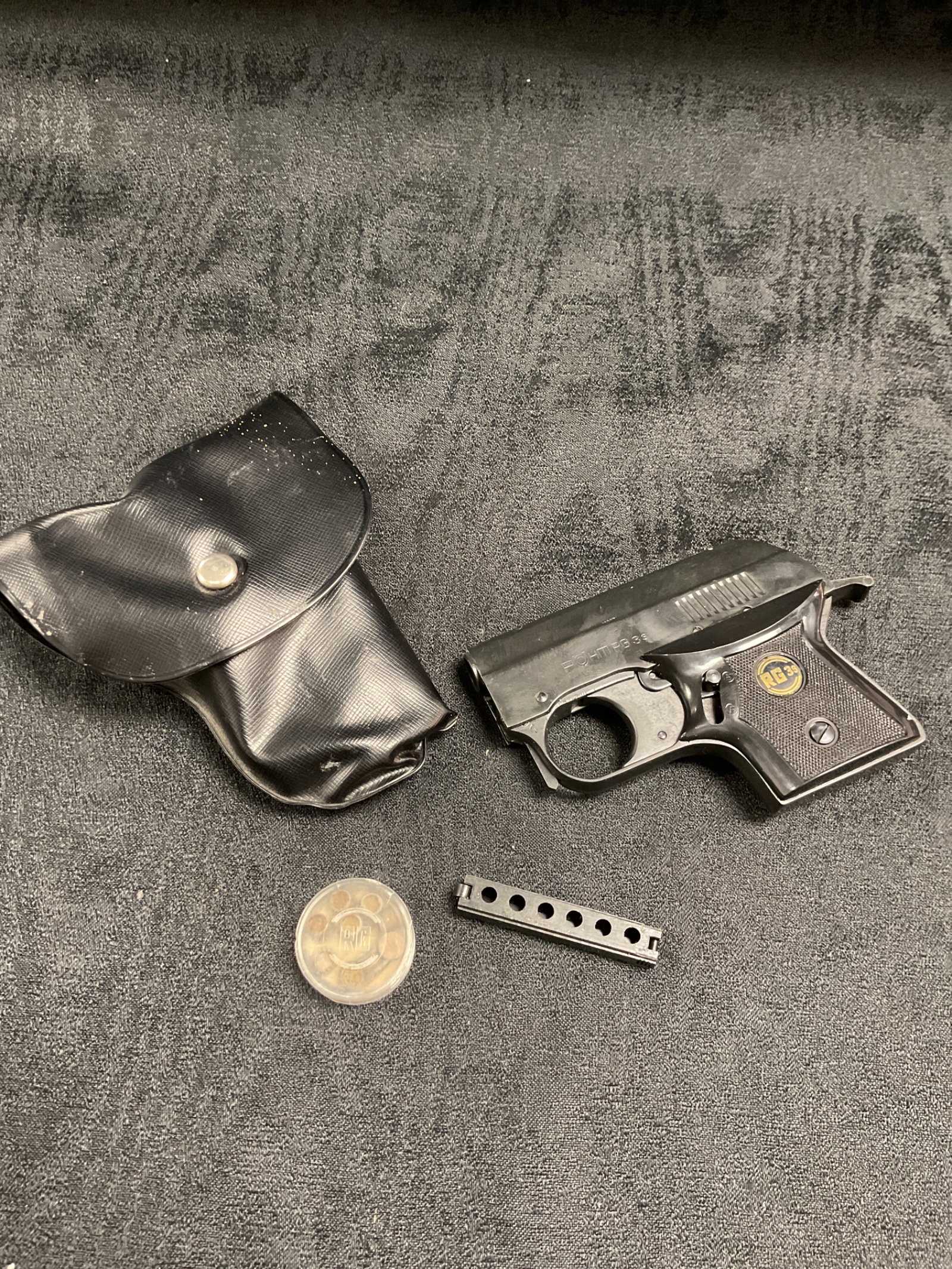 935 Rohm rg 3d starter pistol