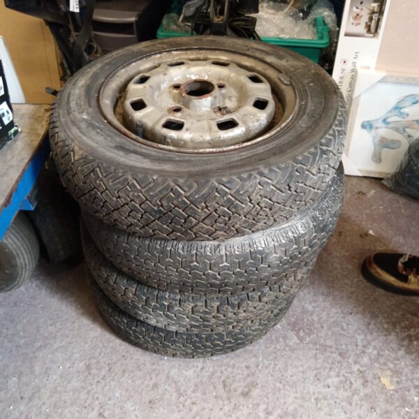 Used tyre and steel wheel for automotive applications.