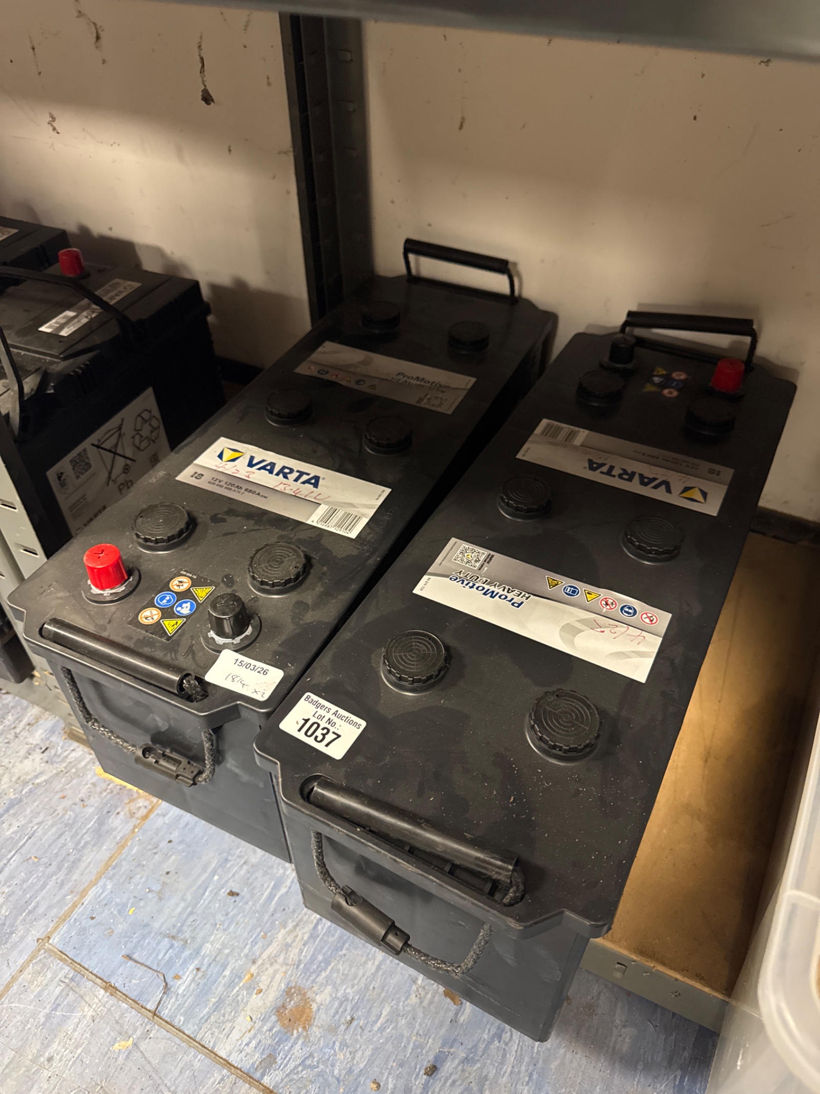 1037 Two large varta leisure batteries 12v 120ah 680a fully charged