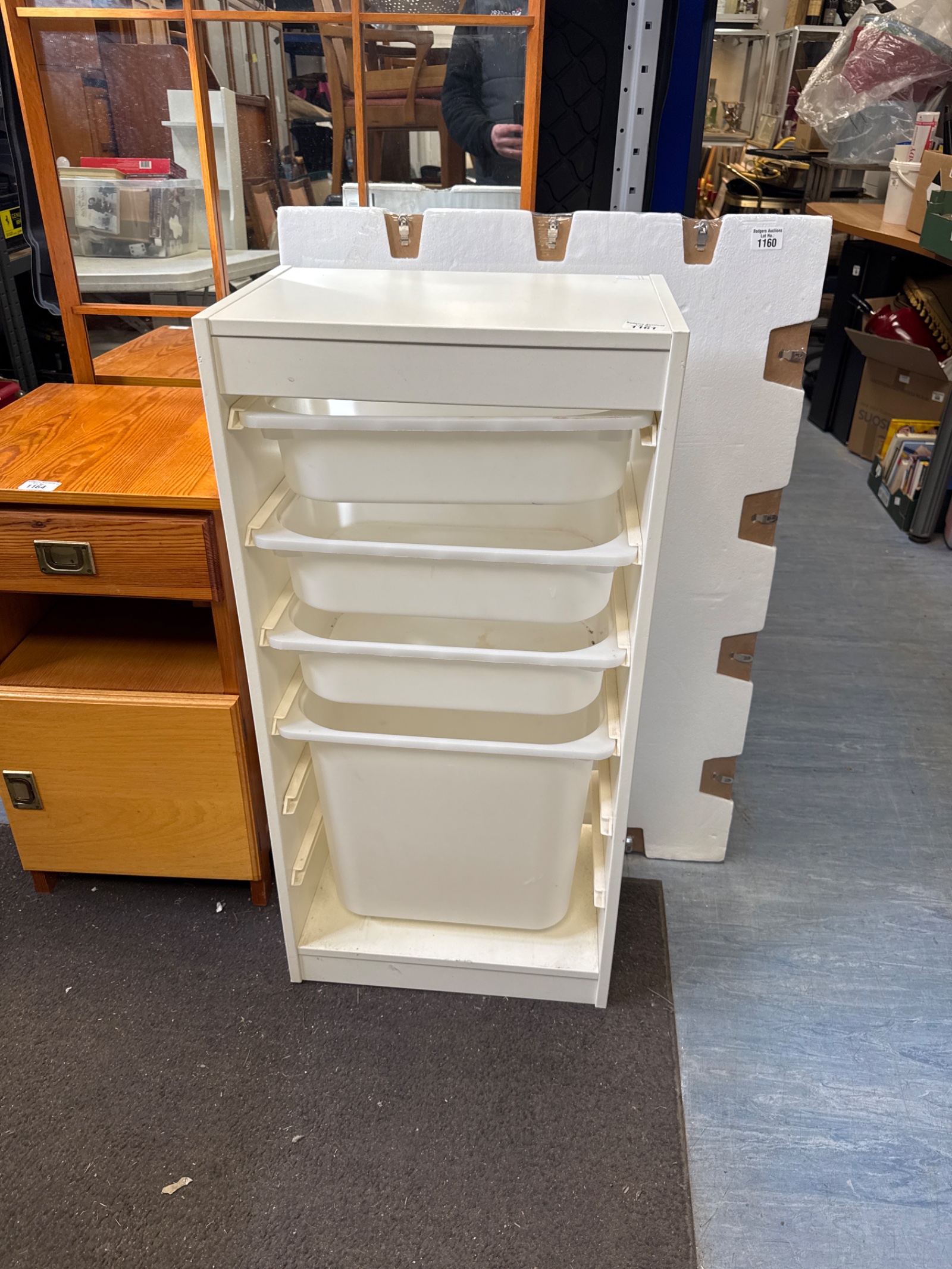 1161 Four tier laundry drawer cabinet