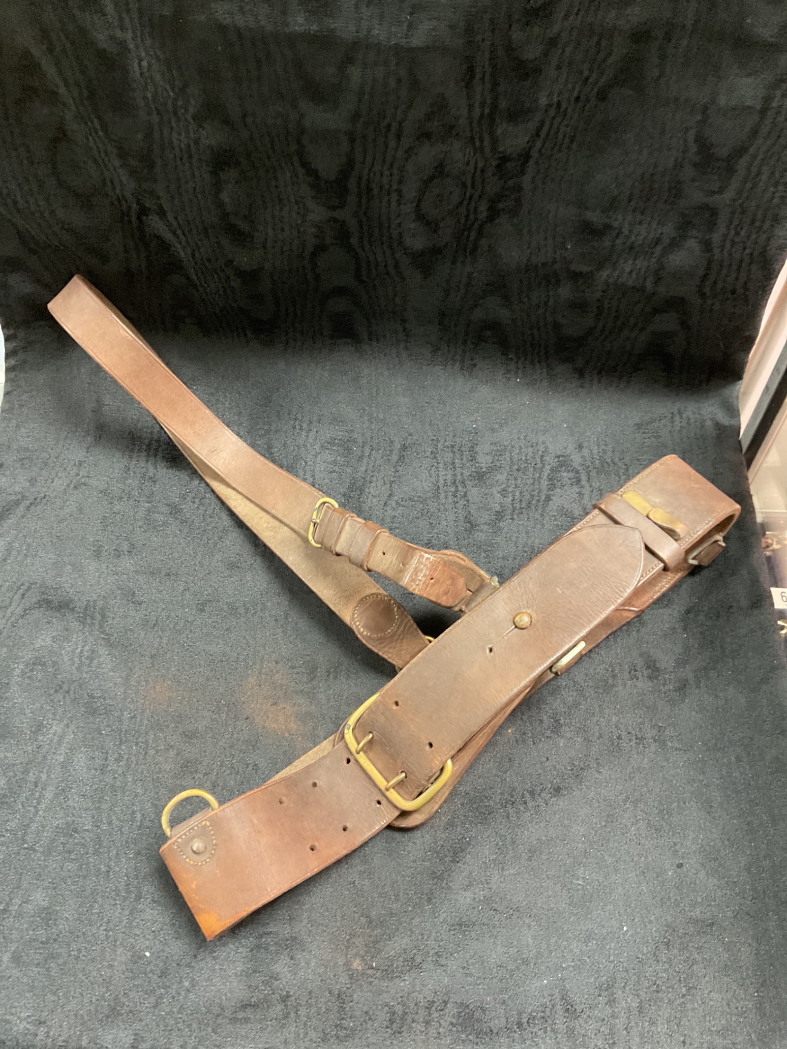 937 WW1 Dated Martins 1918 Sam Brown Officers Leather belt
